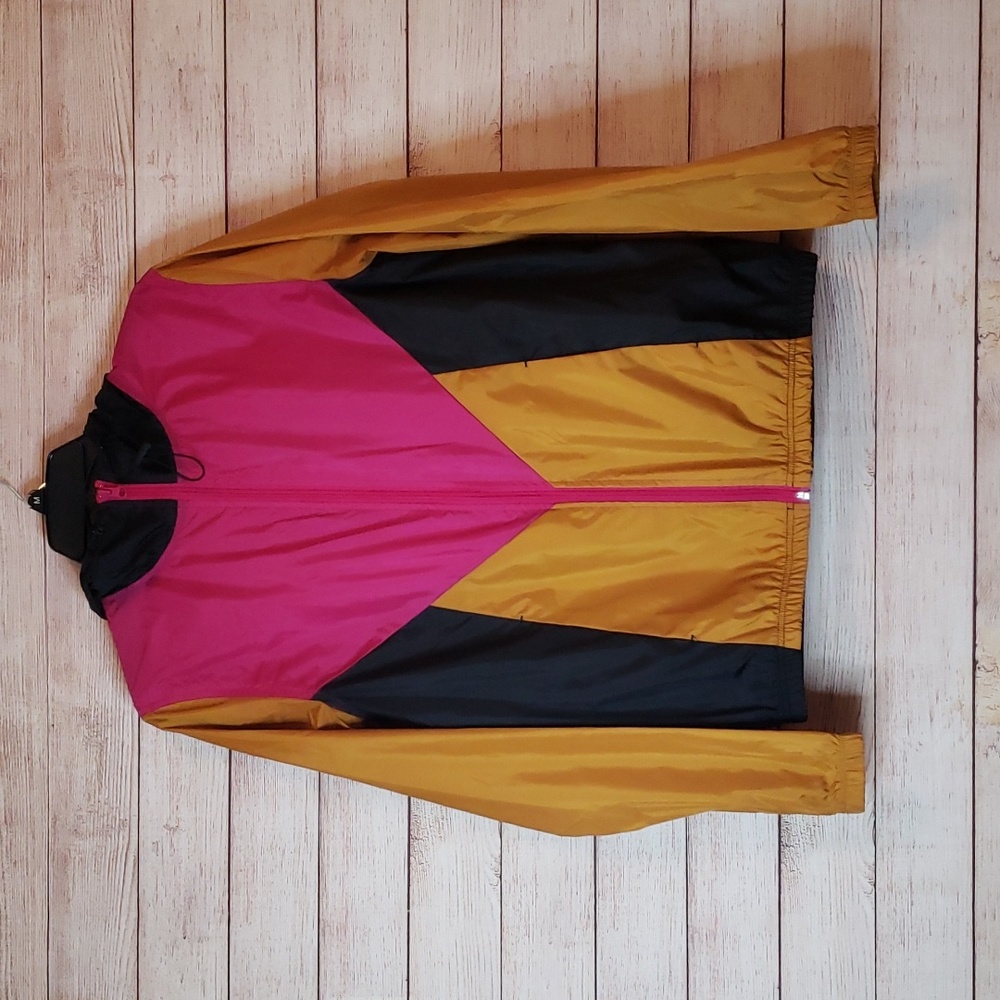 Betsey Johnson Windbreaker Sz M NWOT